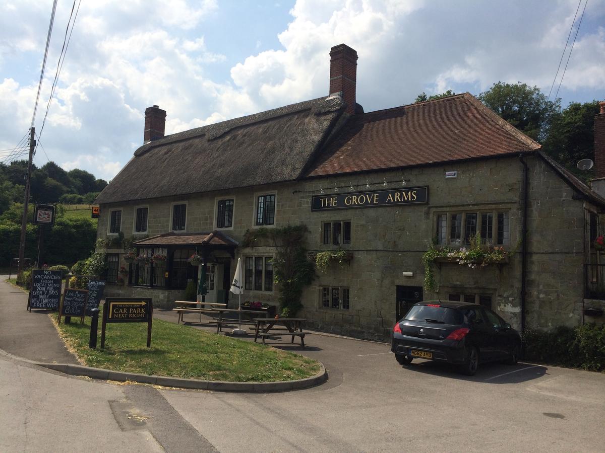 Hotel The Grove Arms Shaftesbury Exterior foto